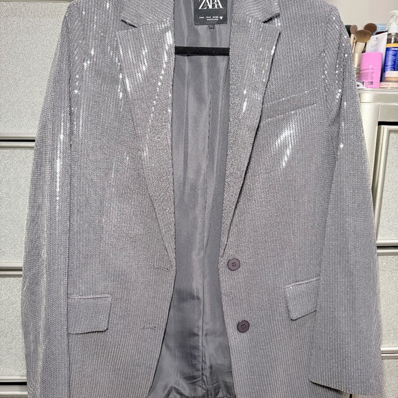 ZARA Silver Sequin Blazer – Size S (Shimmer Party Jacket) - Picture 1 of 3